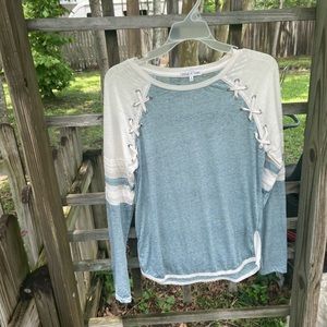 Medium Fitz & Eddie top